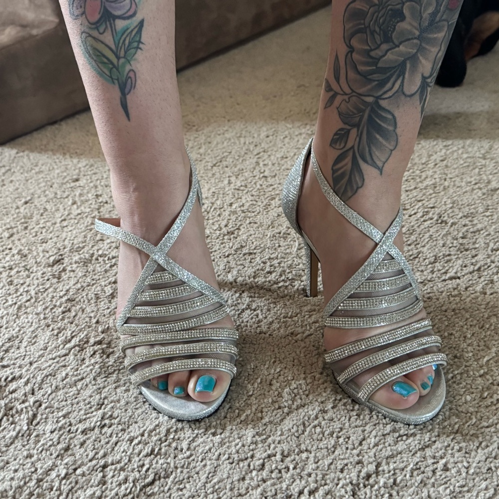 Size 7 Rhinestone Heels - - Picture 3 of 6